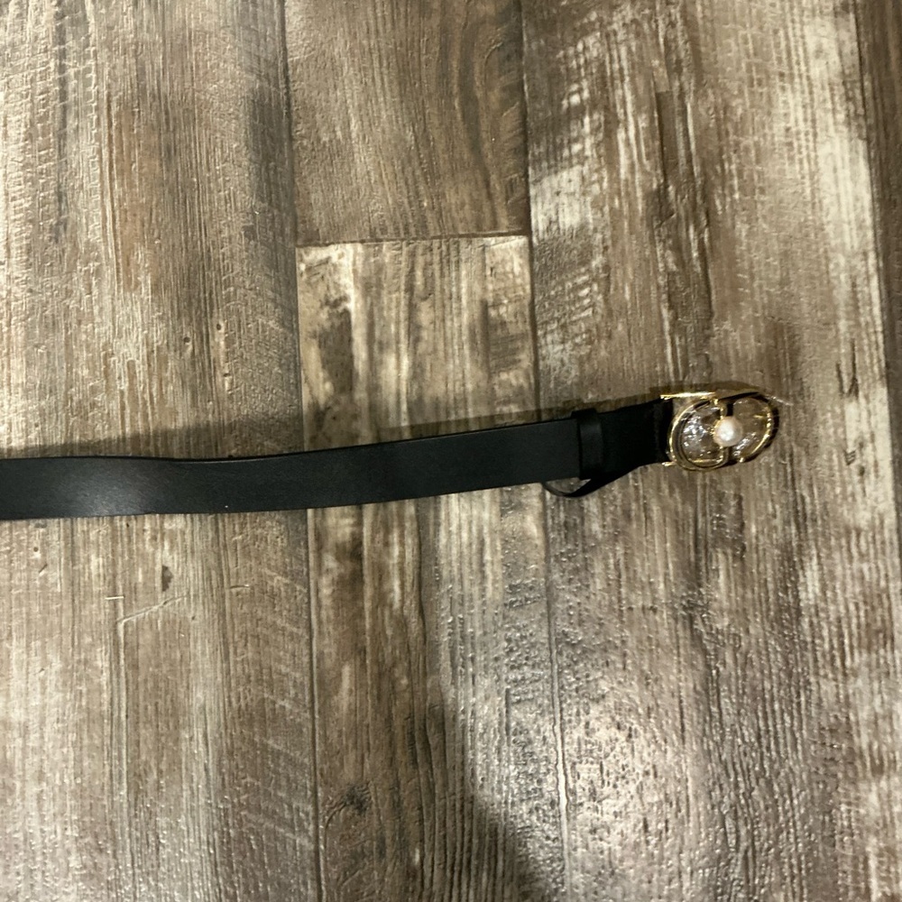 Dior Black Leather Belt with Gold Buckle and Pearl 38 inches - Picture 4 of 16